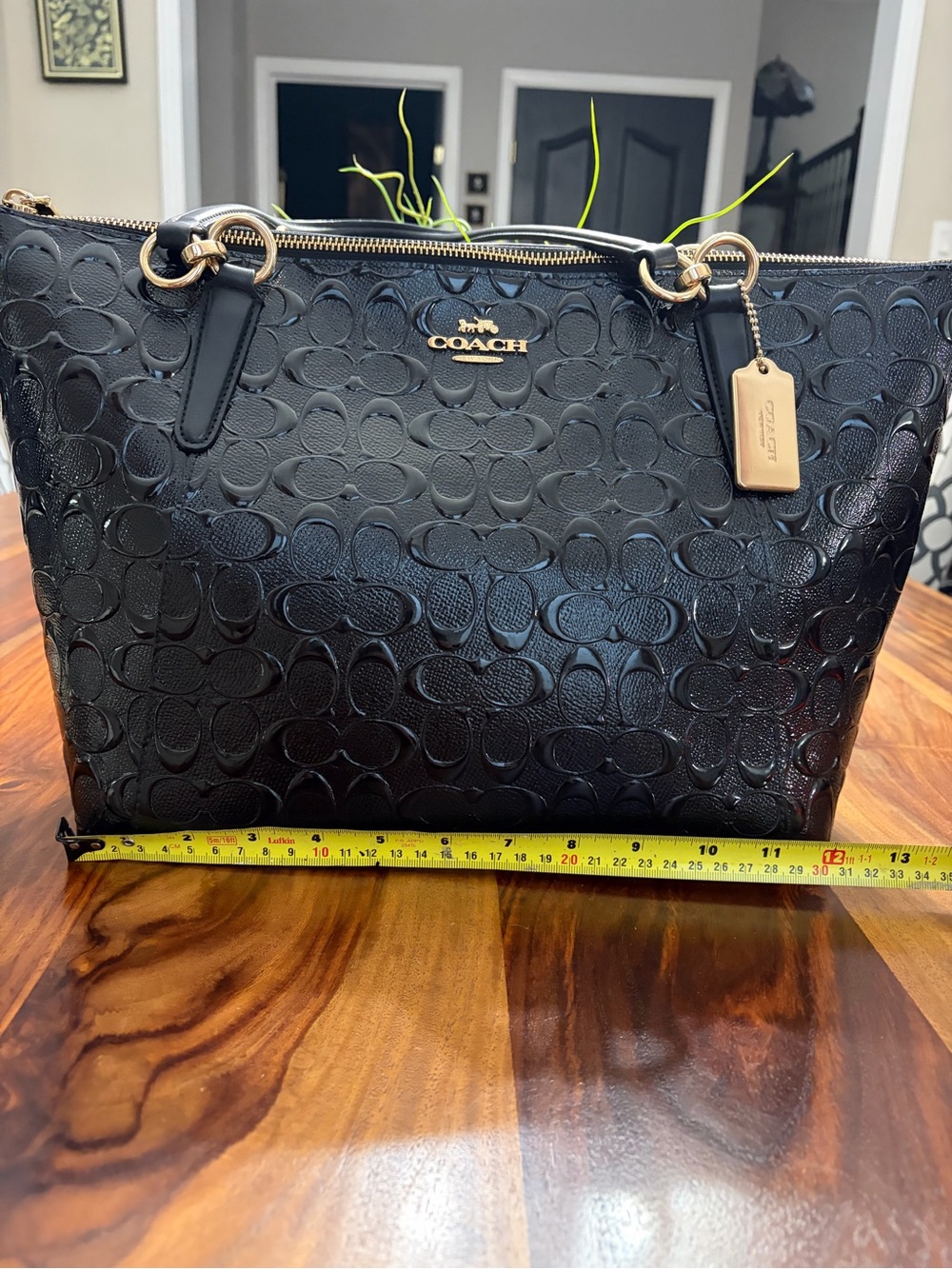Coach Black Signature patent Leather Tote Bag   Amazing condition 🖤🖤🖤